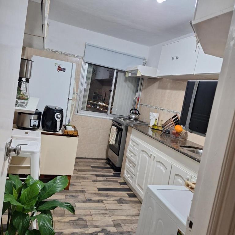 Luminoso apart ,serca de todos los comercios - One-Bedroom Apartment - 14