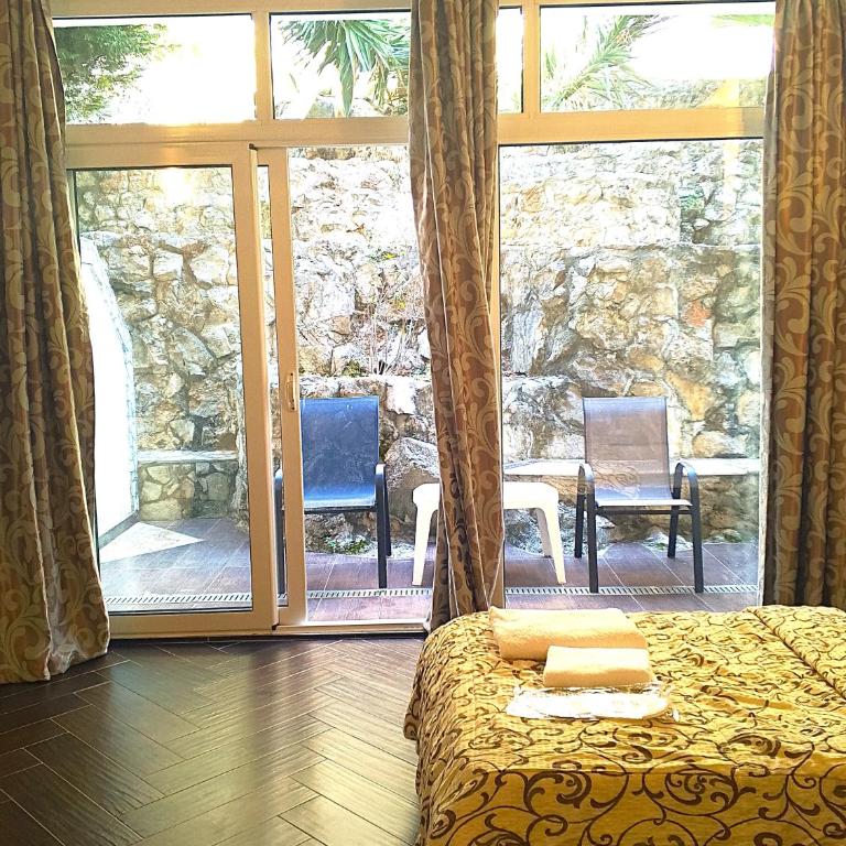 Azura Bay Hotel - Dvokrevetna Soba sa Bračnim Krevetom - 12