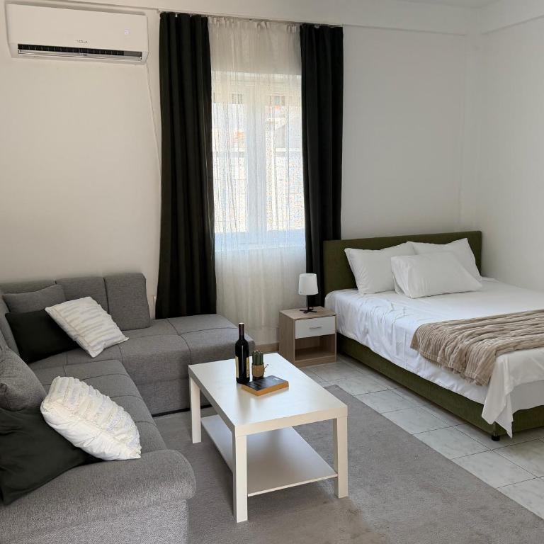 Nina House Montenegro - Apartment mit 2 Schlafzimmern - 1