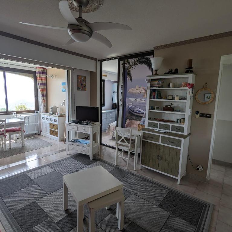 Superbe appartement avec piscine et vue mer époustouflante - Apartamento de 2 dormitorios - 8