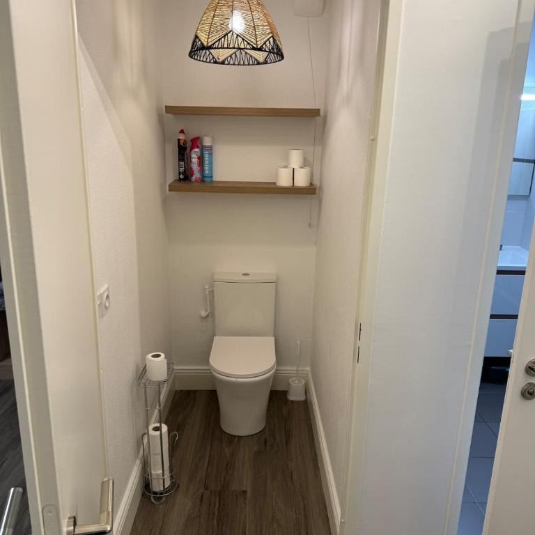 Apparemment F3 avec terrasse Clim & tram - Appartement 2 Chambres - 14