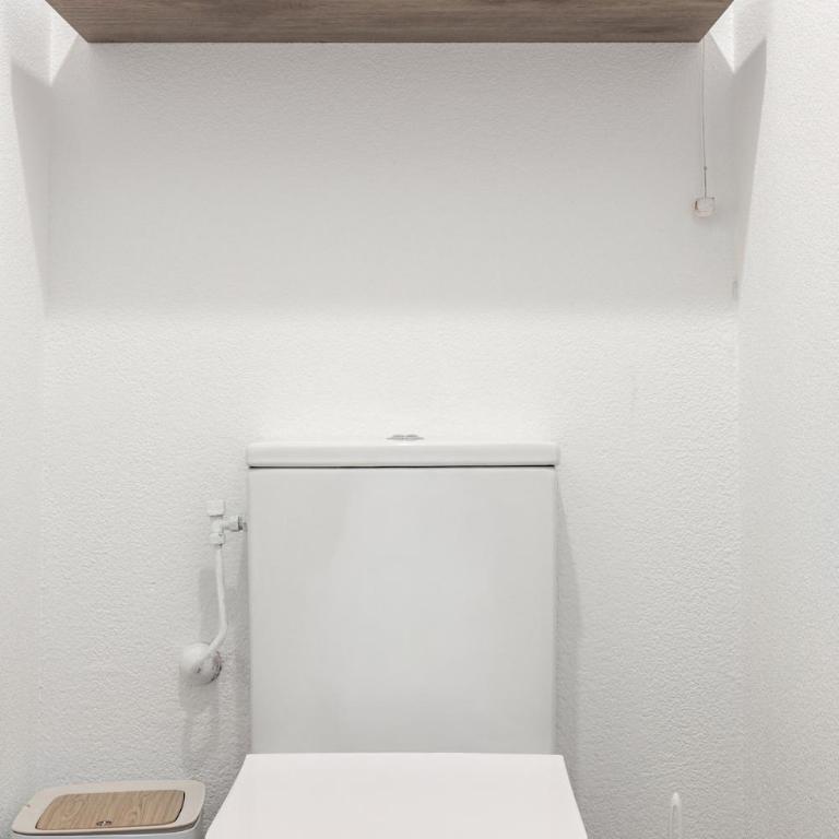 Apparemment F3 avec terrasse Clim & tram - Appartement 2 Chambres - 13
