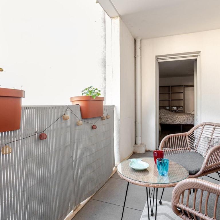 Apparemment F3 avec terrasse Clim & tram - Appartement 2 Chambres - 9