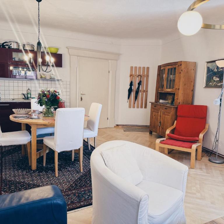 Großzügige Ferienwohnung im Herzen von Bad Aussee - One-Bedroom Apartment - 3