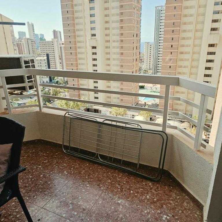 APT ALHAMBRA CON AIRE ACOND, 3 hab, ZONA PLAYA de LEVANTE-PISCINA-WIFI, parking suplem - Apartment - 14