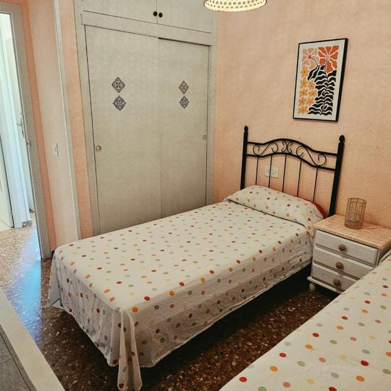 APT ALHAMBRA CON AIRE ACOND, 3 hab, ZONA PLAYA de LEVANTE-PISCINA-WIFI, parking suplem - Apartment - 15