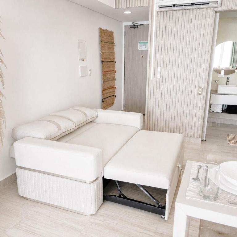 Apartasuite en Crespo con Vista al Mar - Cerca al Aeropuerto - Apartment - 35