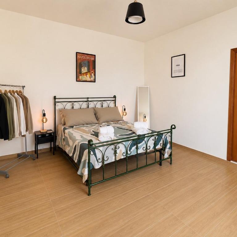 Naples Bella Vista House Nitsch Museum Metro Dante - Two-Bedroom Apartment - 21