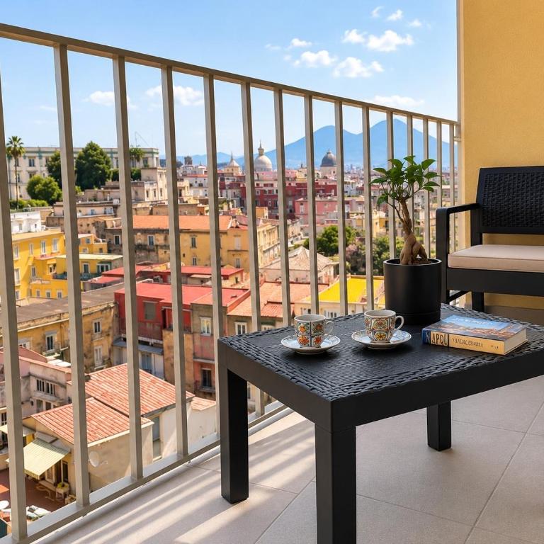 Naples Bella Vista House Nitsch Museum Metro Dante - Two-Bedroom Apartment - 23