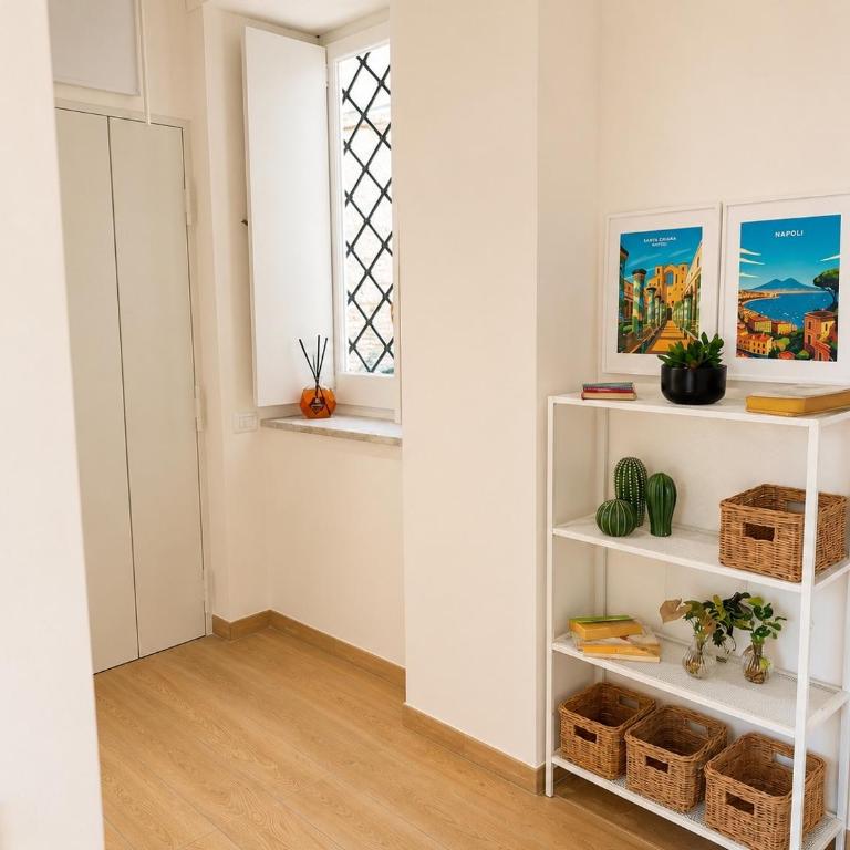 Naples Bella Vista House Nitsch Museum Metro Dante - Two-Bedroom Apartment - 26