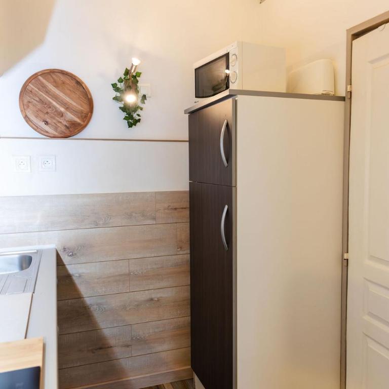 Ambiance Cabane-proche MER - CLIM - Appartement - Vue sur Jardin - 17