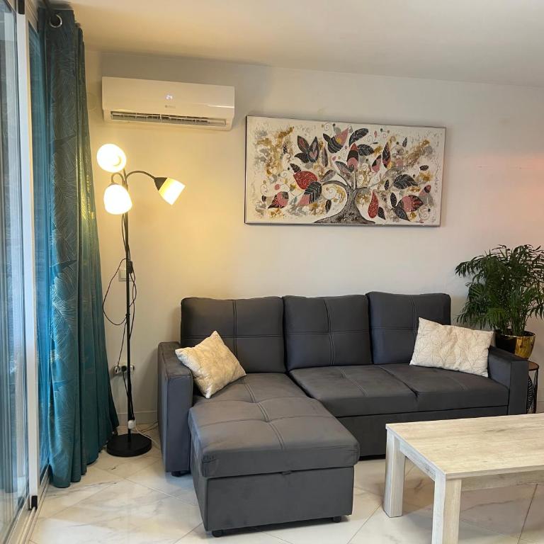 BENILOVE2 -appartement traversant et lumineux à LEVANTE Parking gratuit - One-Bedroom Apartment with Terrace - 14