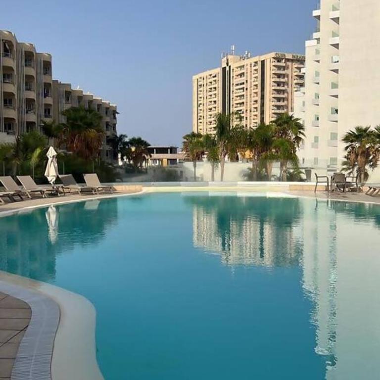 Ocean Garden Suite Sunrise View - Two-Bedroom Apartment - 4