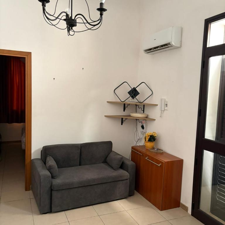 Cartuzza 18 - Habitación con cama extragrande y balcón - 4