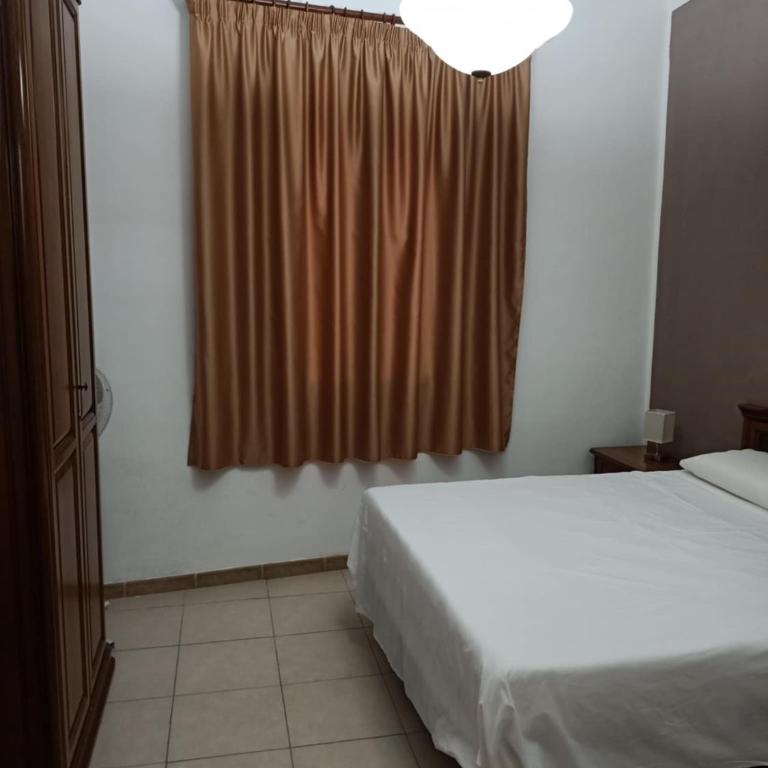 Cartuzza 18 - Habitación con cama extragrande y balcón - 6