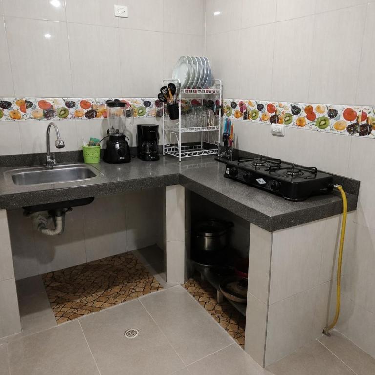 Hostal el viajero cómodo con aire acondicionado - Two-Bedroom Apartment - 12