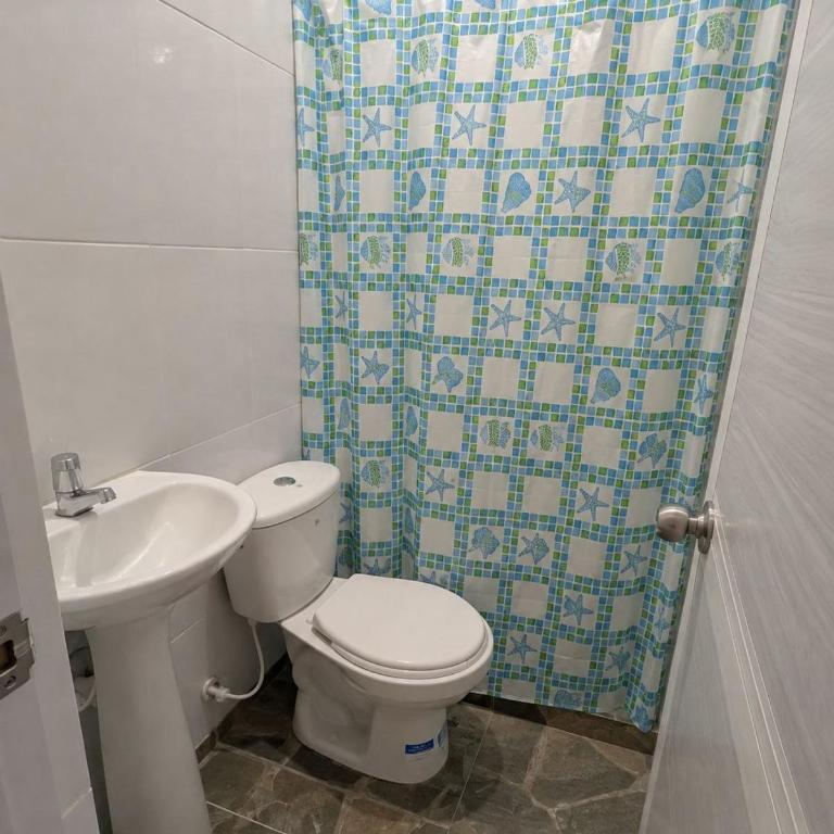 Hostal el viajero cómodo con aire acondicionado - Two-Bedroom Apartment - 14
