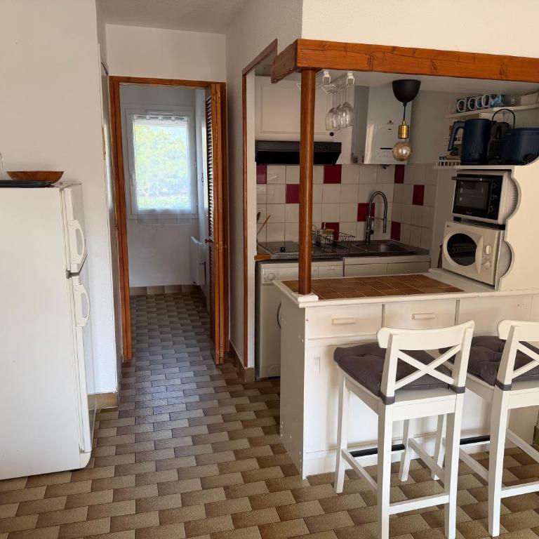 2 pièces cabine, calme, proximité du centre port, plage richelieu, île des loisirs - Appartement-Studio avec 1 Lit Double - 5