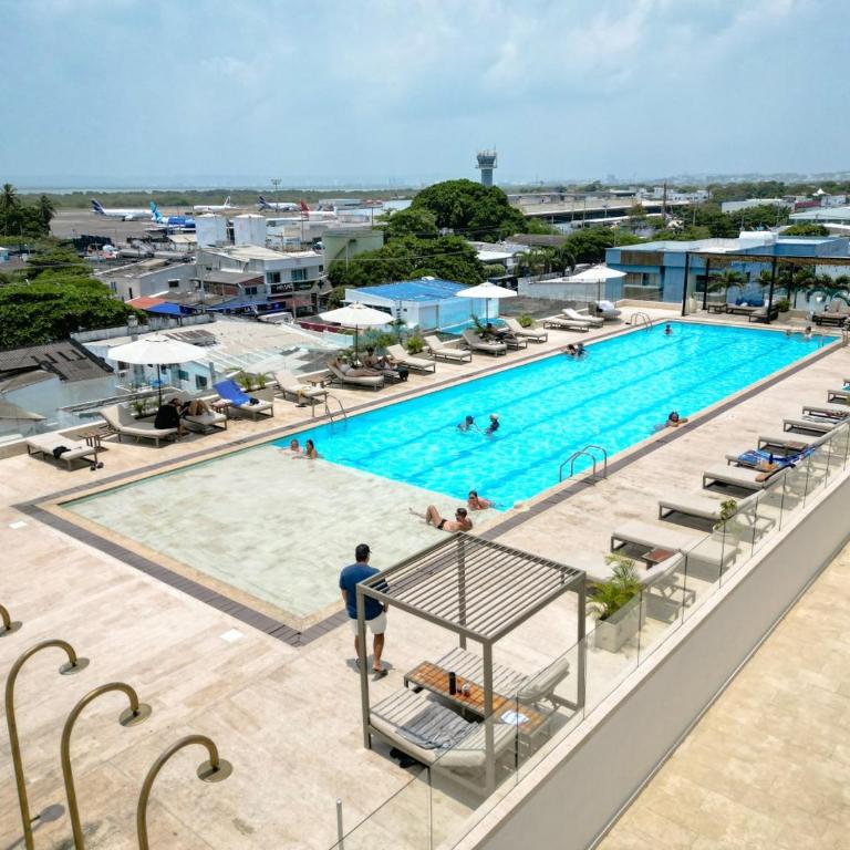 Apartasuite en Crespo con Vista al Mar - Cerca al Aeropuerto - Apartment - 3