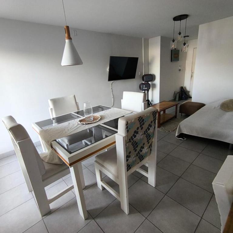 Dpto equipado a metro del estadio unico - Apartamento de 1 dormitorio - 5