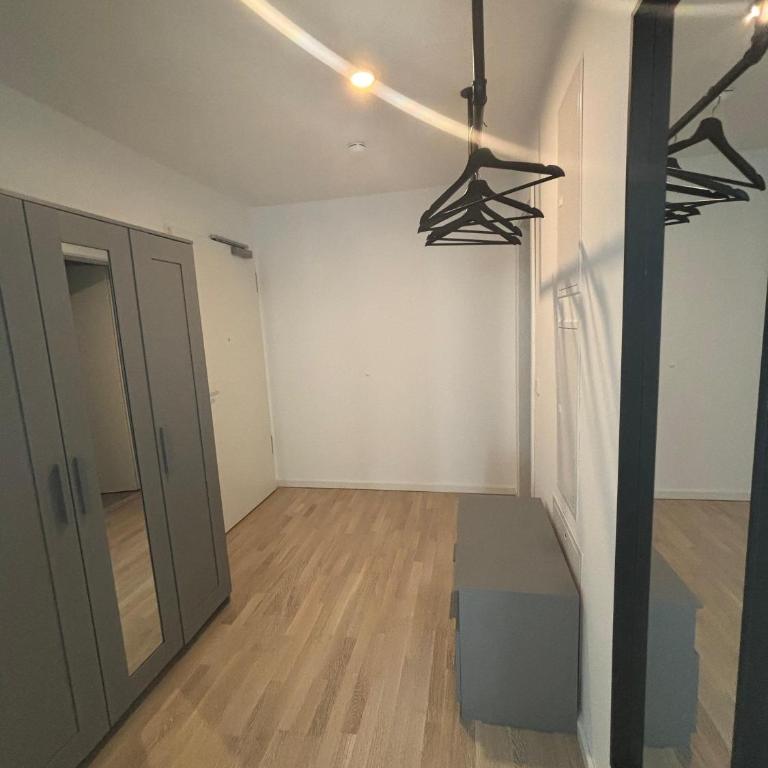 Munich Central Apartment - 3Min to Oktoberfest - Appartamento con 1 Camera da Letto - 3
