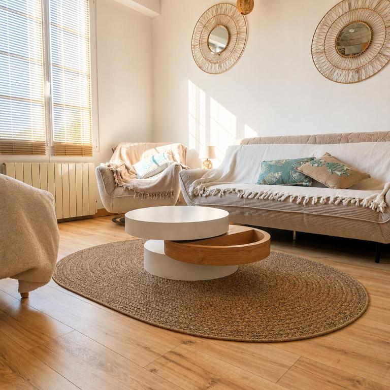 Plage à pied, face à la gare, LES SABLES D'OLONNE, maison type loft - Vacation Home - 7
