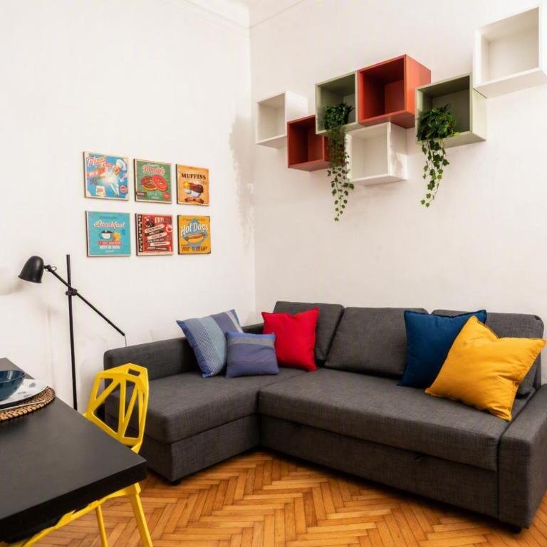 Pop House - Spacious flat next to Cathedral & Lake - Two-Bedroom Apartment - 27