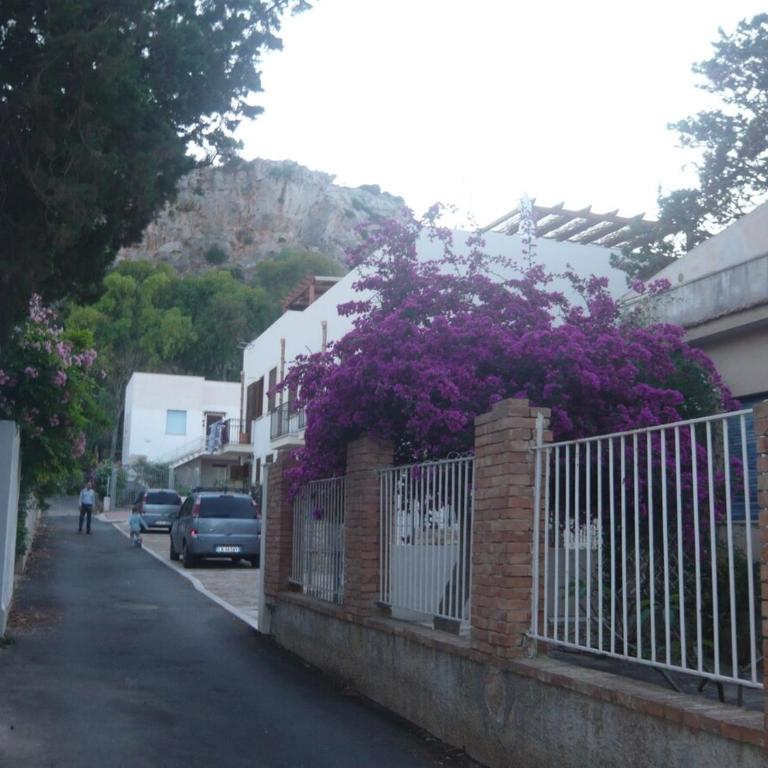 La Terrazza di Sara - Appartamento con 2 Camere da Letto, Terrazza e Vista Mare - 4