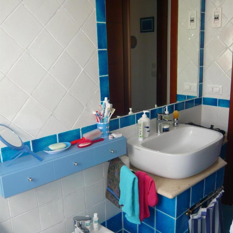 La Terrazza di Sara - Appartamento con 2 Camere da Letto, Terrazza e Vista Mare - 19