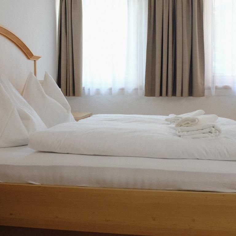 Knappenhof im Sonnendorf Telfes - Double Room with Mountain View - 1