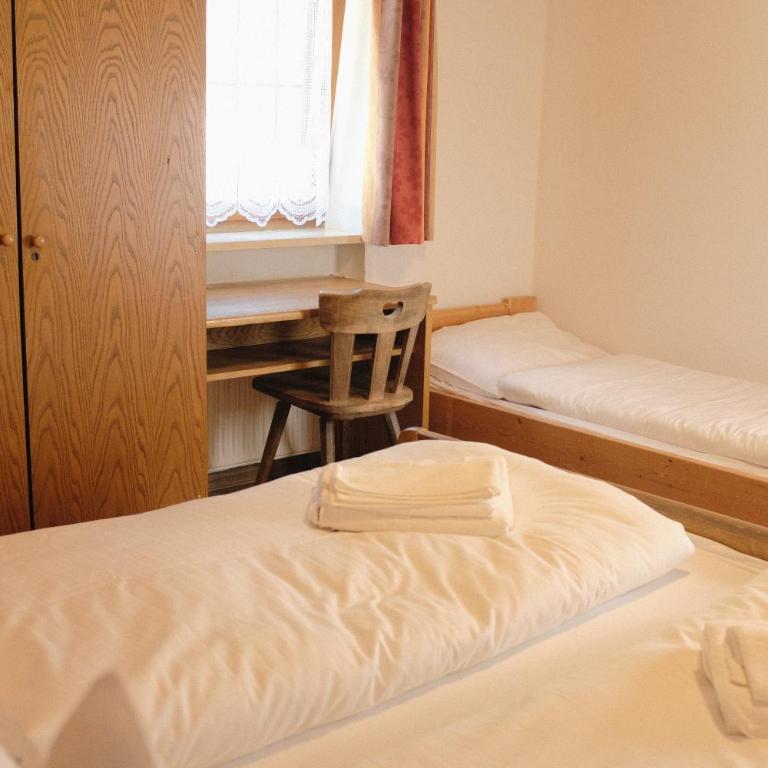 Knappenhof im Sonnendorf Telfes - Economy Triple Room - 4