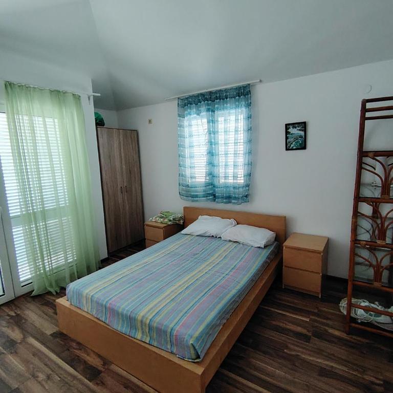 Lux STAR apartman - Two-Bedroom Apartment - 13