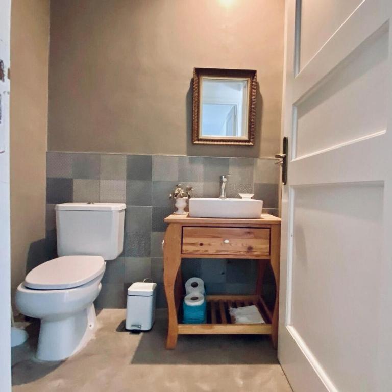Benita Haus - Four-Bedroom House - 11