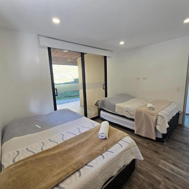 Hermosa cabaña El Retiro paz total y naturaleza - Two-Bedroom Villa - 43
