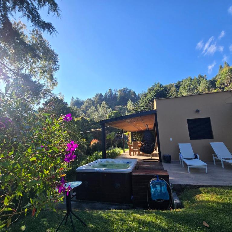 Hermosa cabaña El Retiro paz total y naturaleza - Two-Bedroom Villa - 32