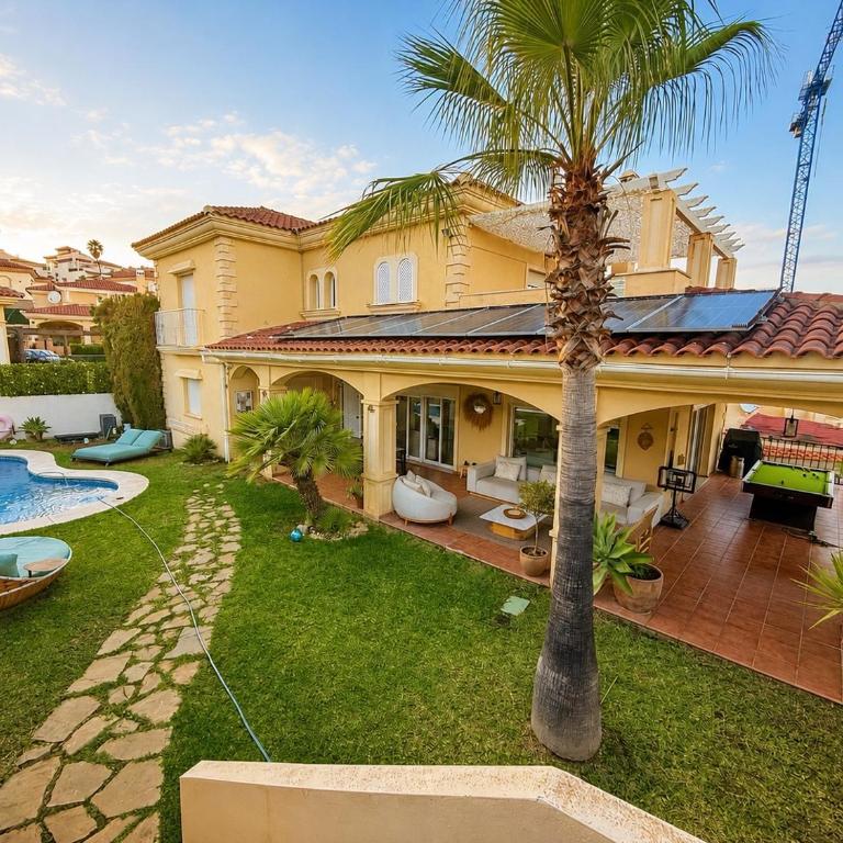 Villa Mijas - Villa - 1