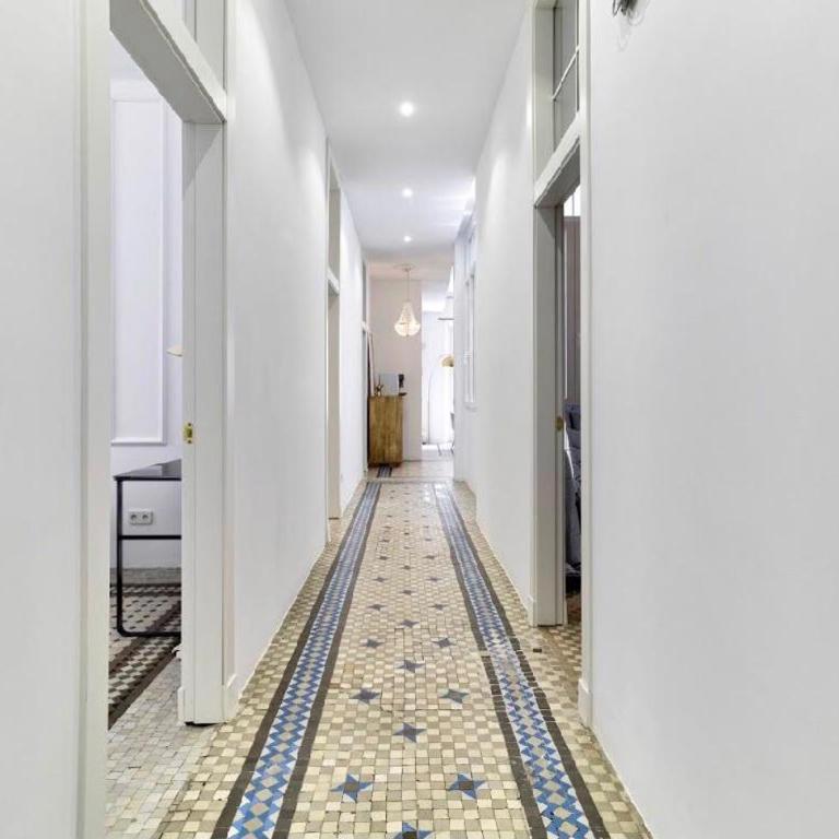 PISO A ESTRENAR! Centro Larios-Carcer 200mts - Apartment - 41