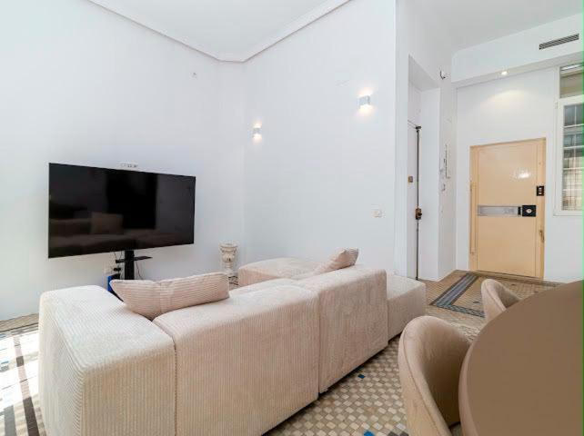 PISO A ESTRENAR! Centro Larios-Carcer 200mts - Apartment - 54