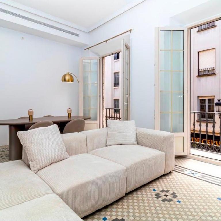 PISO A ESTRENAR! Centro Larios-Carcer 200mts - Apartment - 1