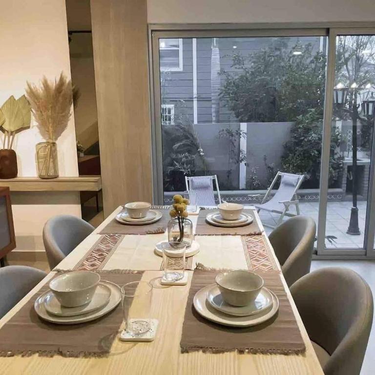 Twin Homes Compound - 5 Bedrooms - 1 km to US Consulate - Casa de 5 dormitorios - 4