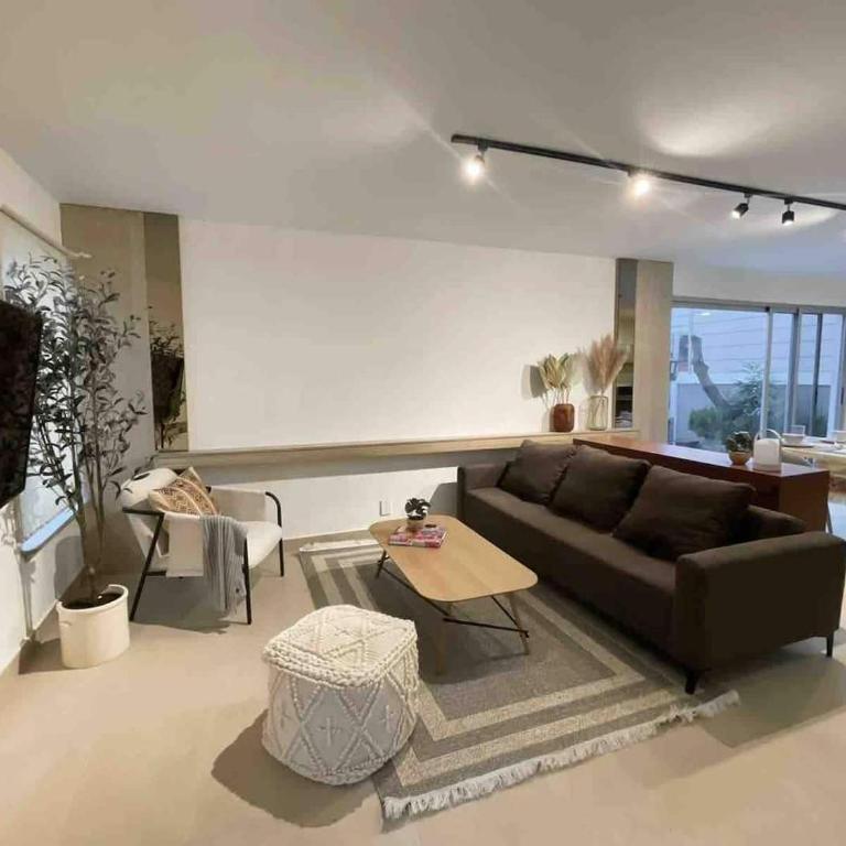 Twin Homes Compound - 5 Bedrooms - 1 km to US Consulate - Casa de 5 dormitorios - 11
