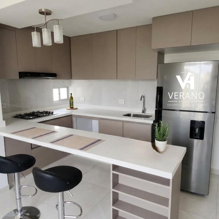 apartamento familiar 6Personas Piscinas Hamaca BBQ - Apartamento de 3 dormitorios - 8