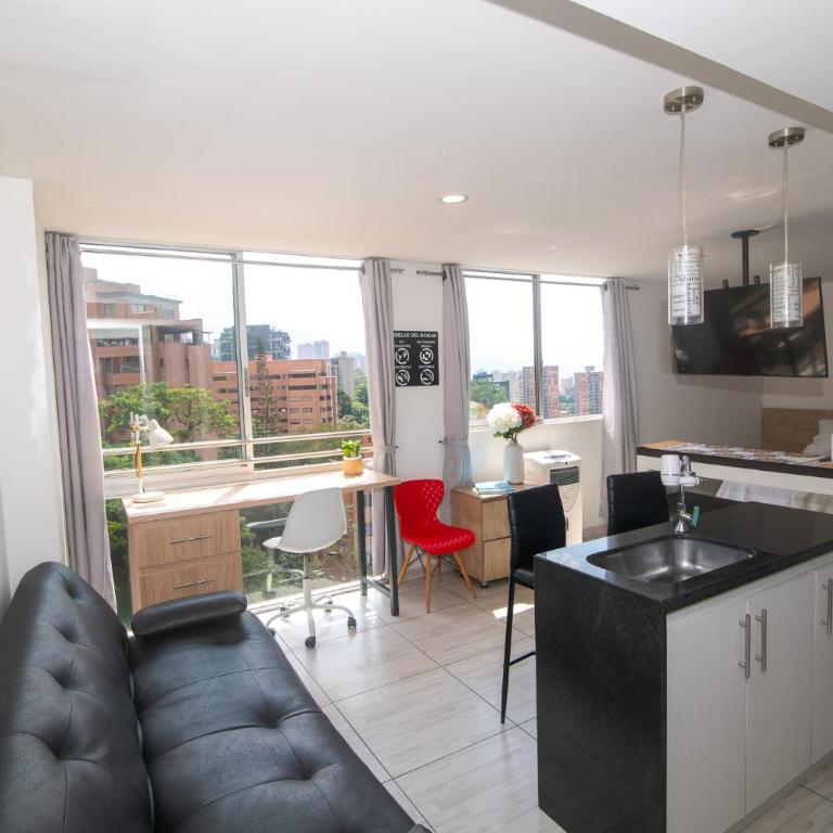 Staynova loft acogedor en El Poblado, Medellín - Estudio - 4
