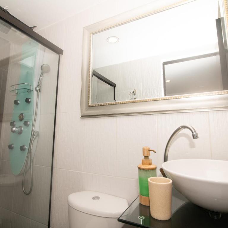 Staynova loft acogedor en El Poblado, Medellín - Estudio - 7