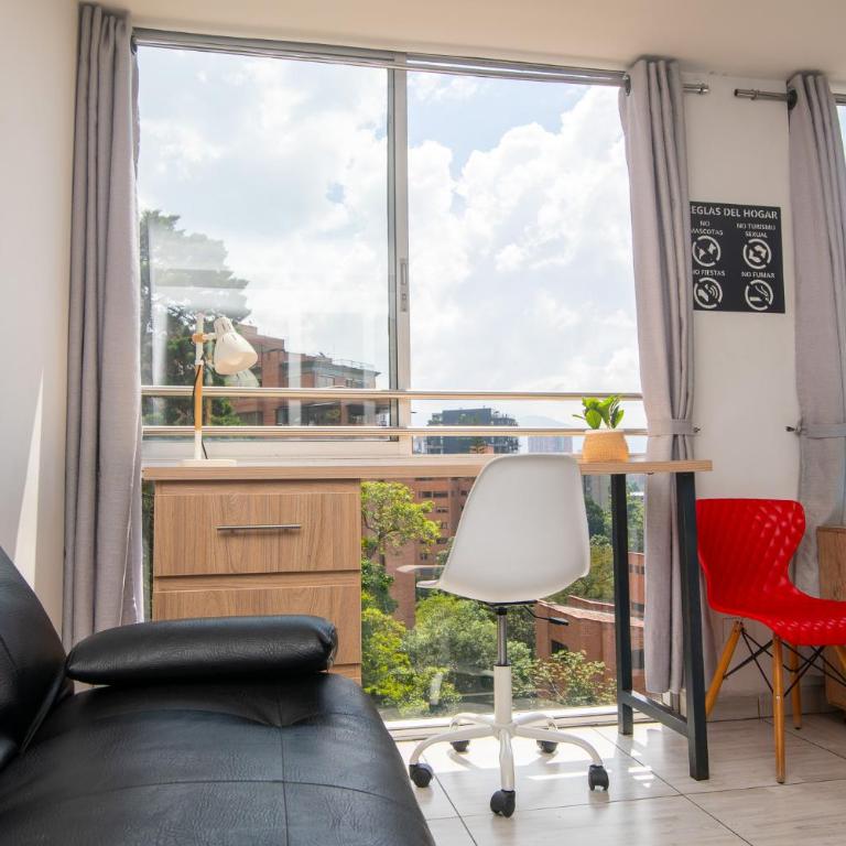 Staynova loft acogedor en El Poblado, Medellín - Estudio - 14