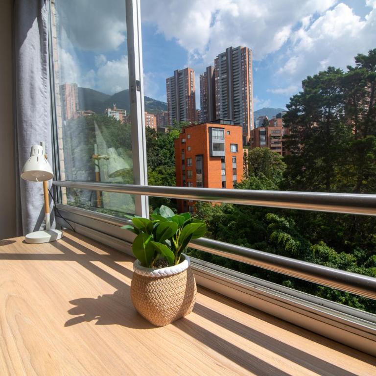 Staynova loft acogedor en El Poblado, Medellín - Estudio - 26