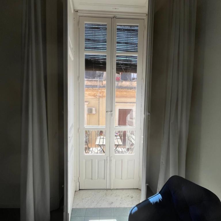 Ursino's Luxury - Camera King Superior - 10