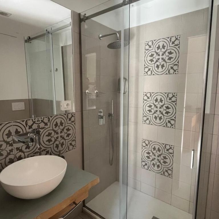 Ursino's Luxury - Camera Matrimoniale con Bagno Privato - 9