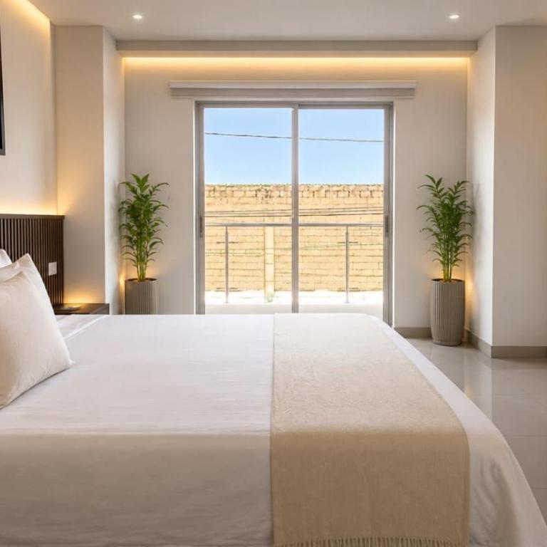 Hotel Gama Cartagena - Deluxe King Room - 7