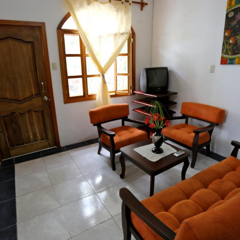 La Perla Hotel - Two-Bedroom House - 7